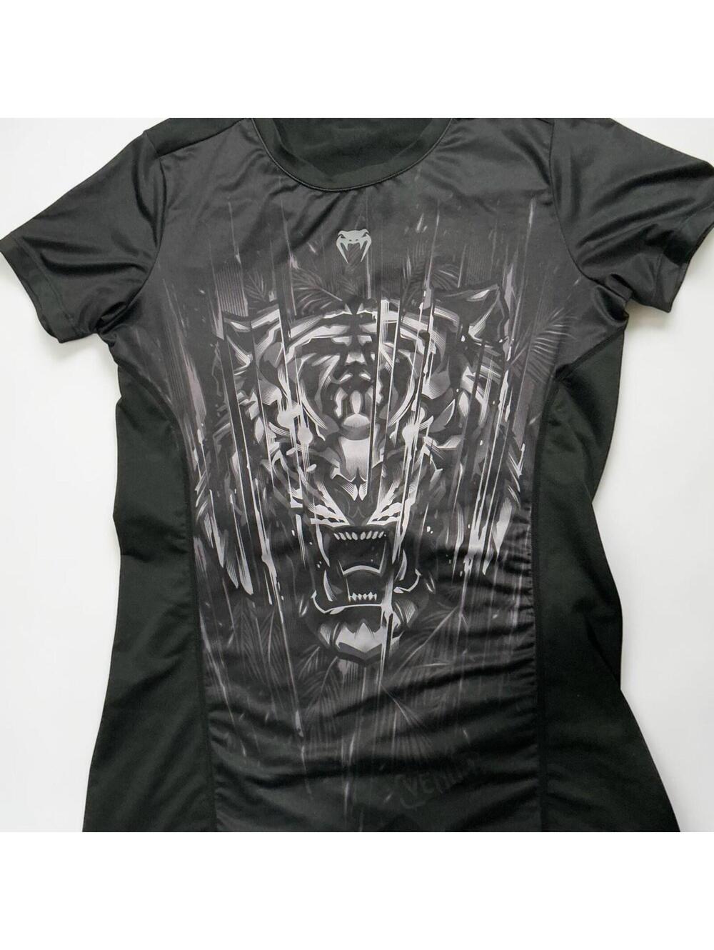 Venum MMA Women's Black Gray Athletic T-Shirt Short Sleeve Animal Print